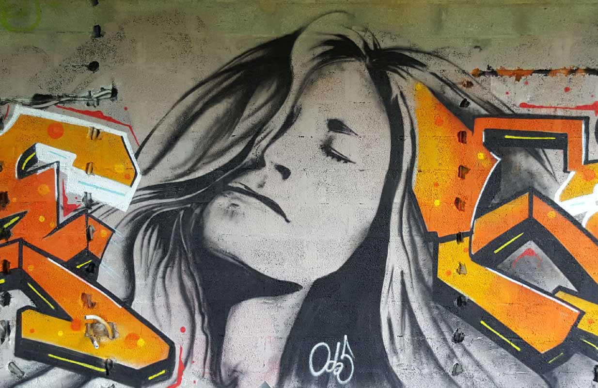 Chlo
